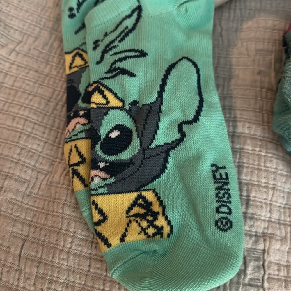 Colorful Assorted Stich sock bundle 𧦠- Picture 2 of 4